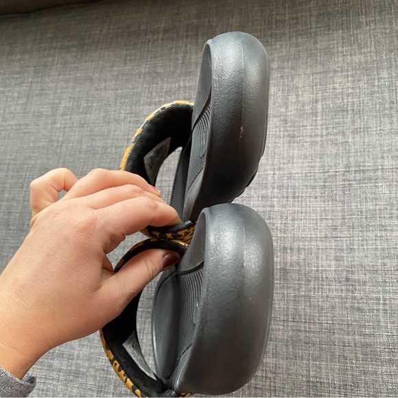 NIKE VICTORI ONE WOMENS PRINT SLIDES - Picture 9 of 10